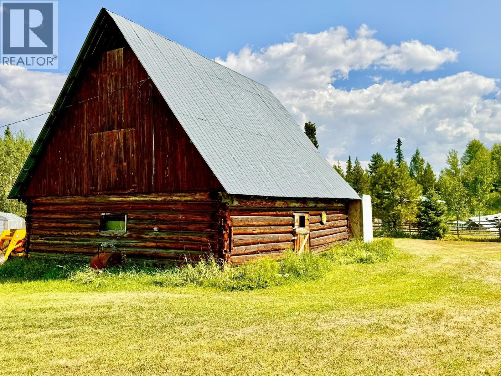 6784 Judson Road, Bridge Lake, British Columbia  V0K 1X3 - Photo 38 - R3094008