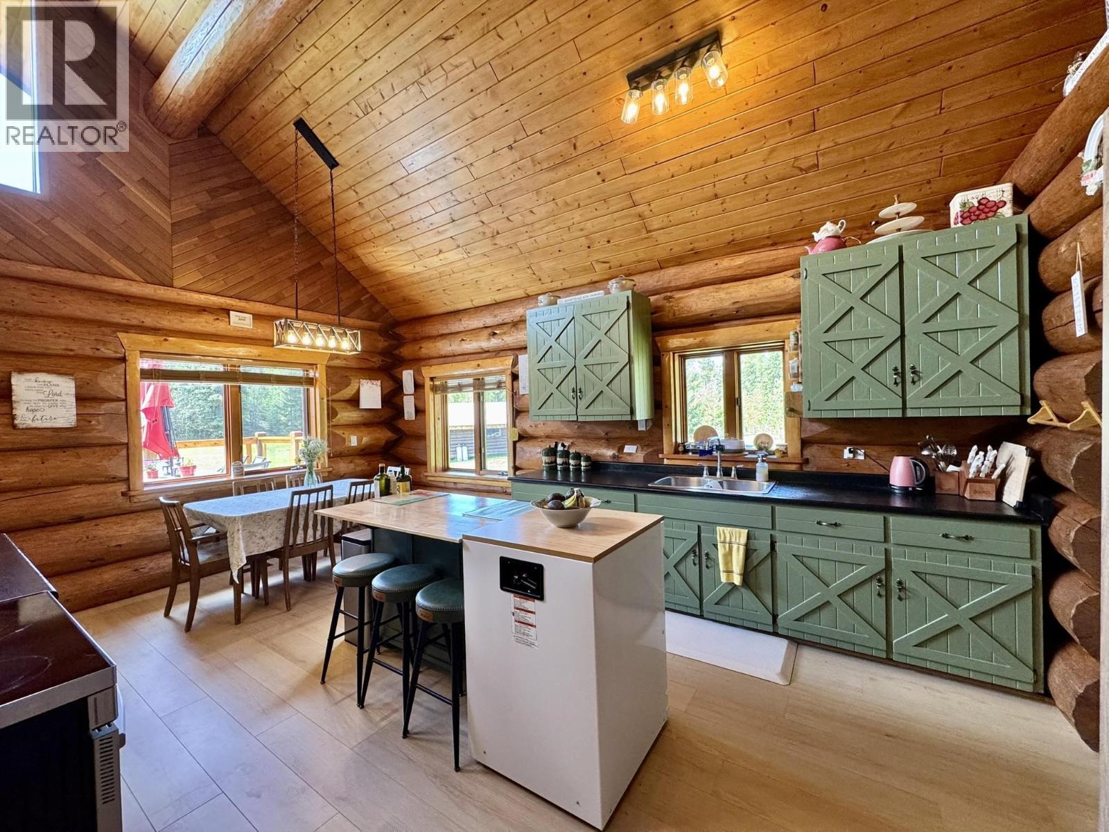 6784 Judson Road, Bridge Lake, British Columbia  V0K 1X3 - Photo 7 - R3094008