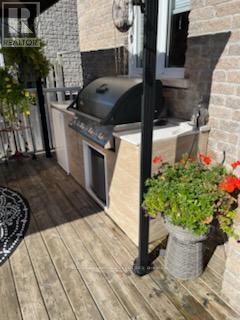 13 Surrey Drive Drive, Barrie (Little Lake), Ontario  L4M 0C5 - Photo 48 - S12778122