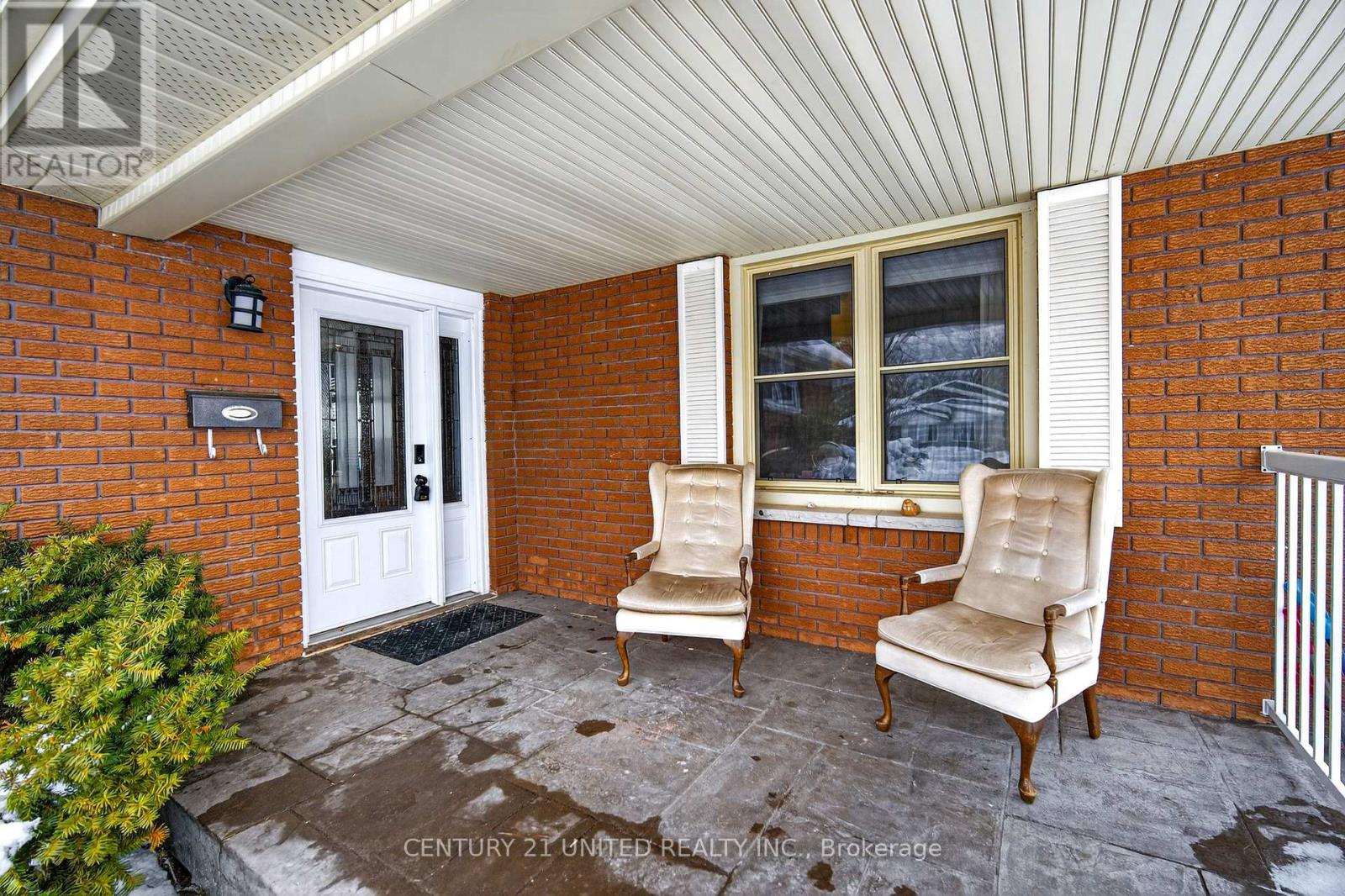 1268 Hopewell Avenue, Peterborough, Ontario  K9H 6T3 - Photo 3 - X12824618