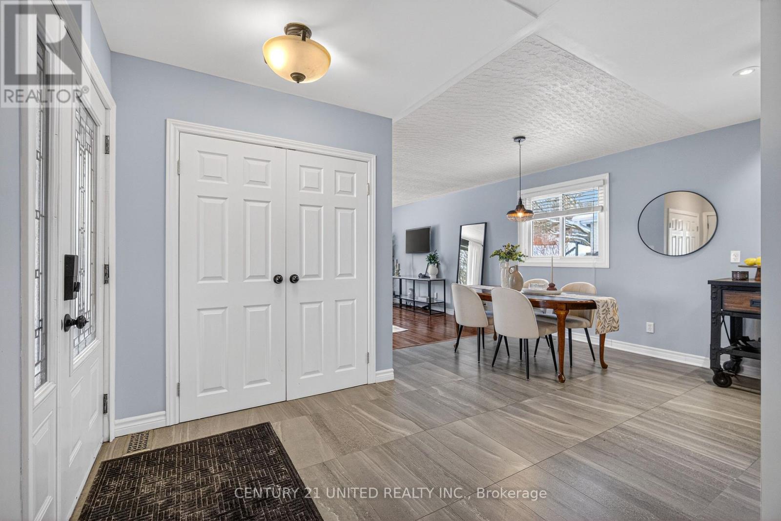 1268 Hopewell Avenue, Peterborough, Ontario  K9H 6T3 - Photo 6 - X12824618