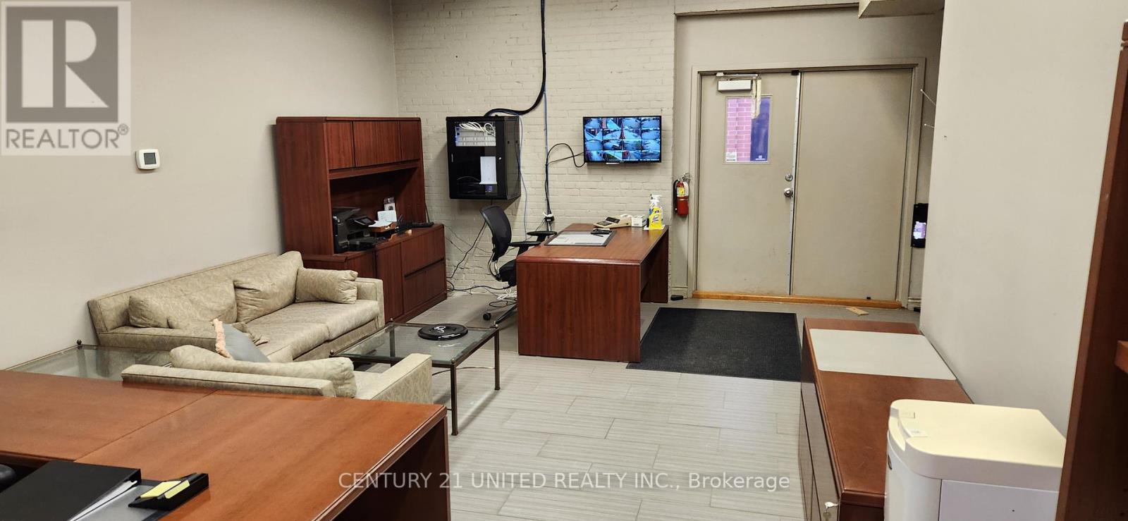 11a - 280 Perry Street, Peterborough (Town Ward 3), Ontario  K9J 2J4 - Photo 4 - X12824666