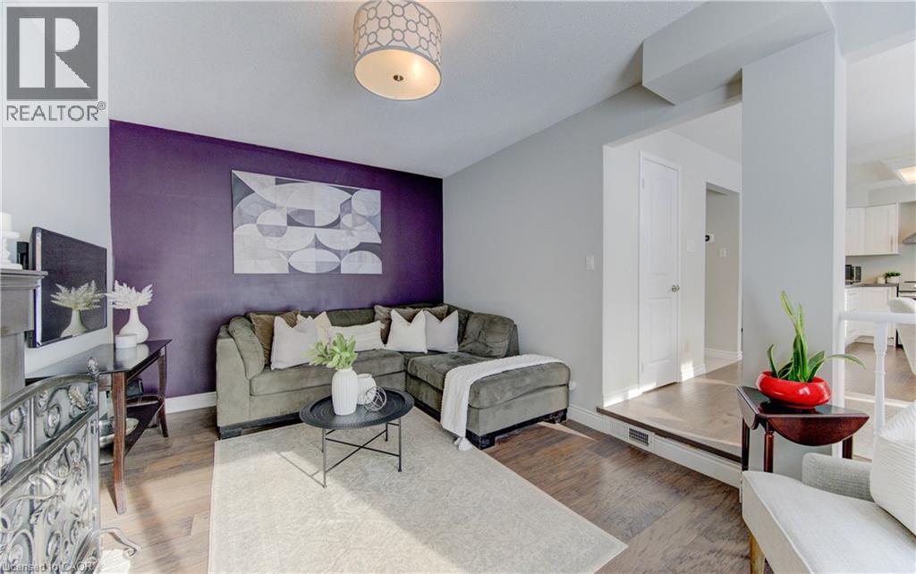 456 Oakfield Court, Waterloo, Ontario  N2T 1X5 - Photo 16 - 40803372