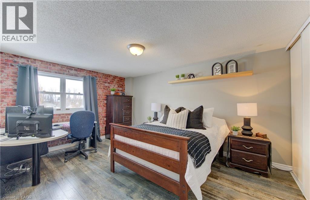 456 Oakfield Court, Waterloo, Ontario  N2T 1X5 - Photo 30 - 40803372