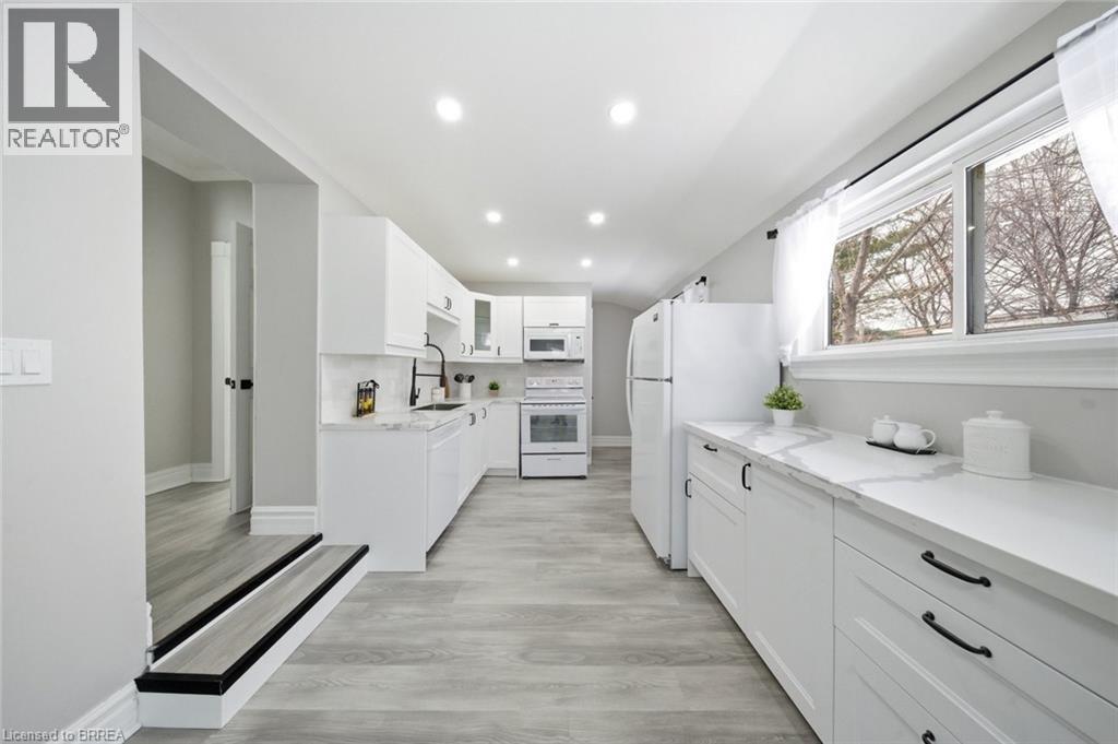 13 Salisbury Avenue, Brantford, Ontario  N3S 1M6 - Photo 17 - 40806130