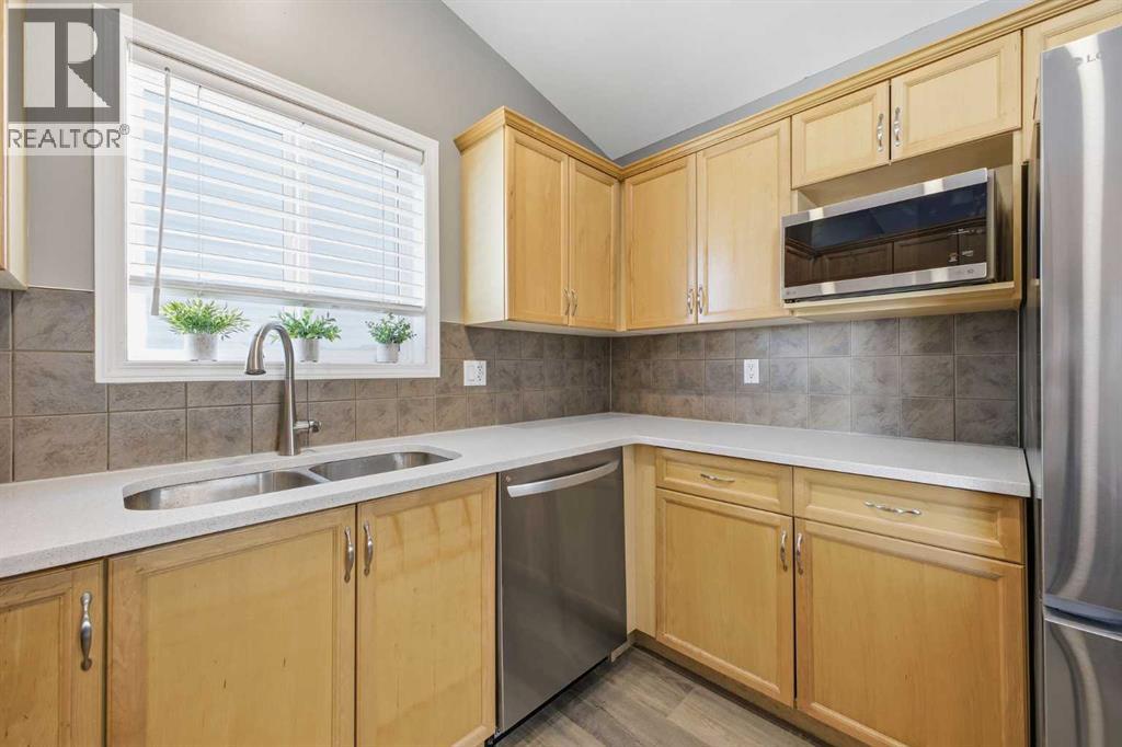 202 Morningside Gardens Sw, Airdrie, Alberta  T4B 0C9 - Photo 19 - A2287525