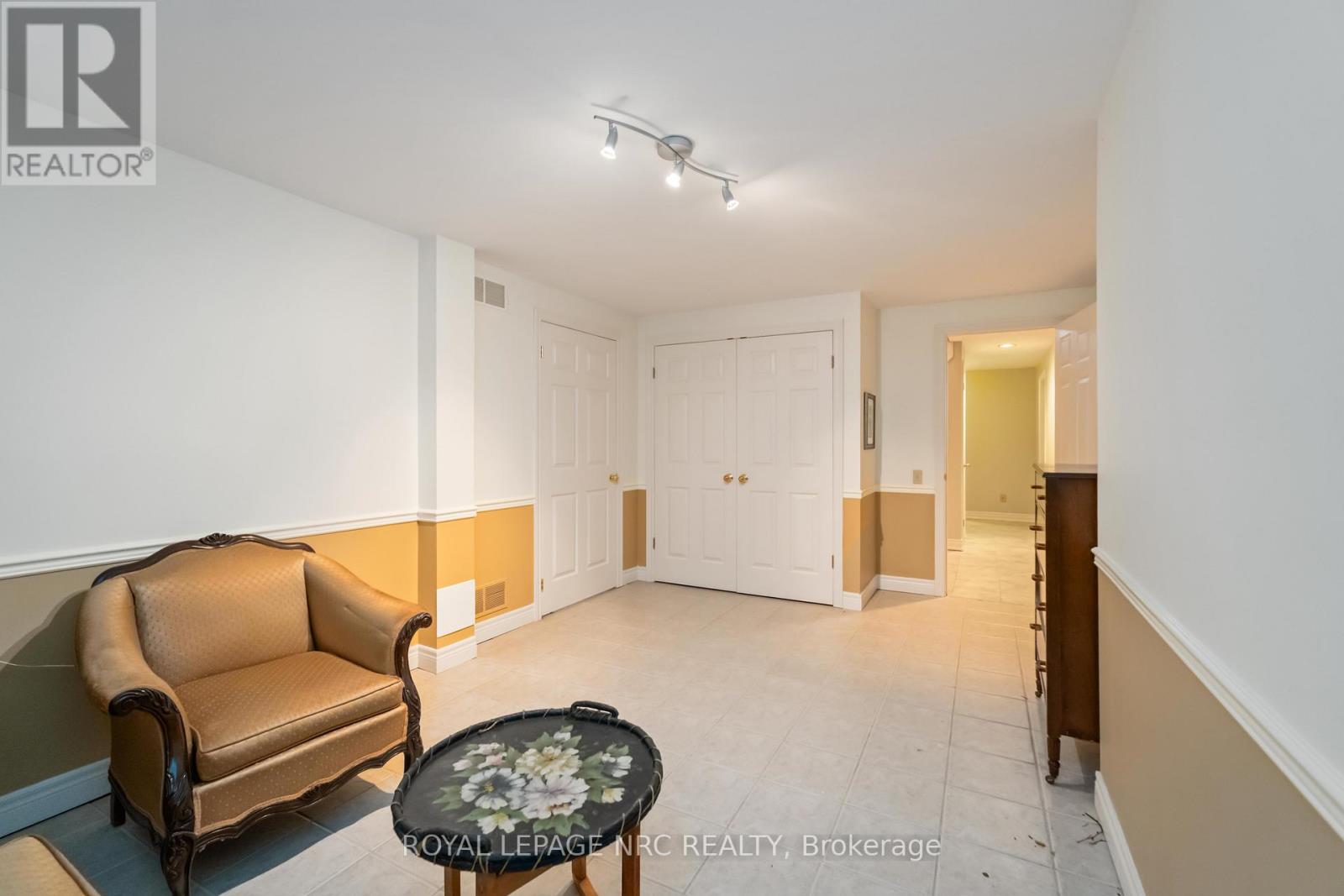 192 Woodside Drive, St. Catharines, Ontario  L2T 1X6 - Photo 27 - X12824688