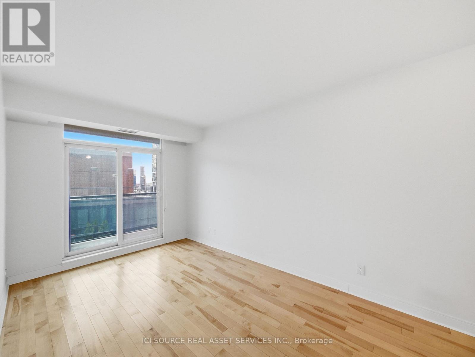 1701 - 1 Scott Street, Toronto, Ontario  M5E 1A1 - Photo 10 - C12815568