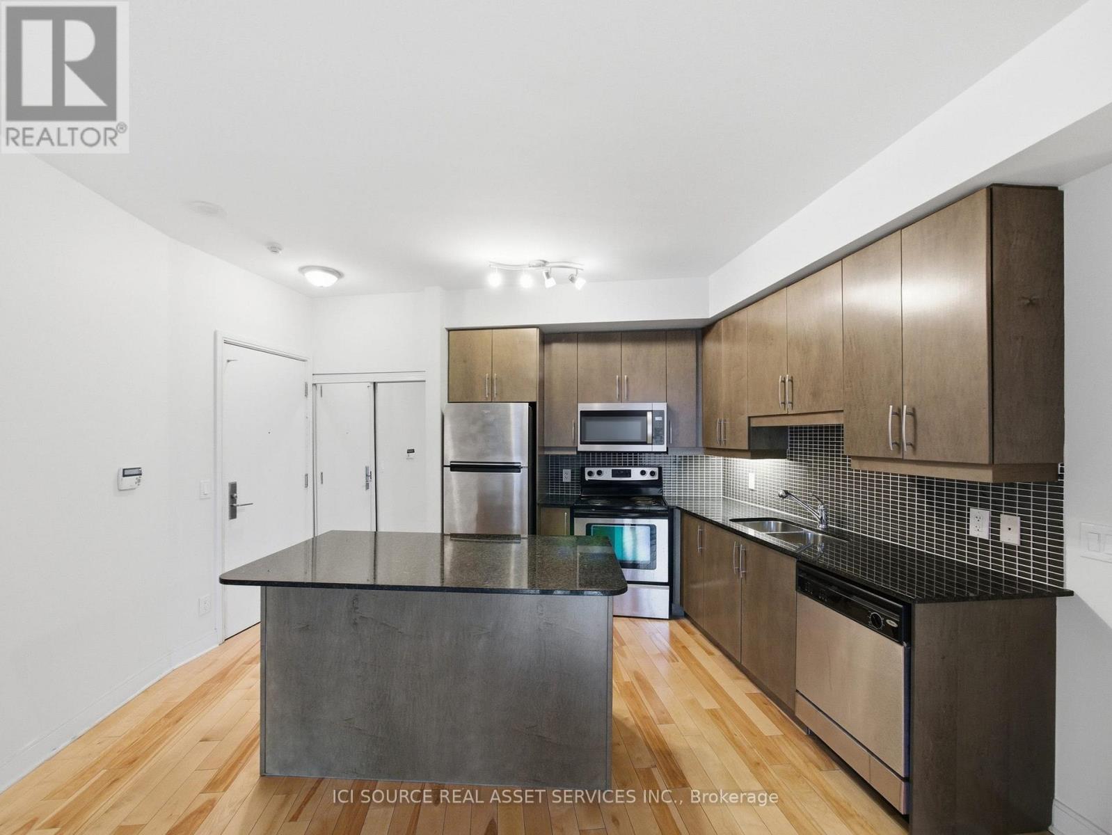 1701 - 1 Scott Street, Toronto, Ontario  M5E 1A1 - Photo 4 - C12815568