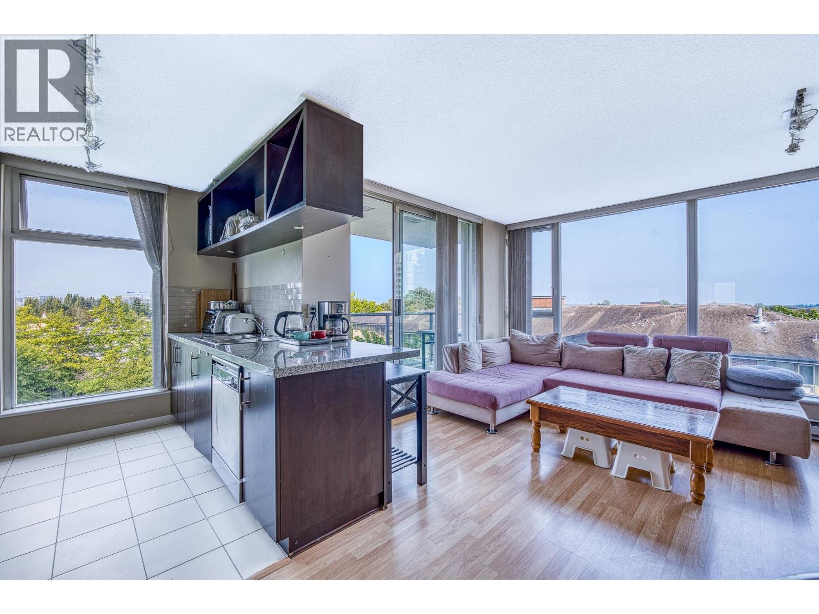 803 5068 Kwantlen Street, Richmond, British Columbia  V6X 4K4 - Photo 4 - R3093983