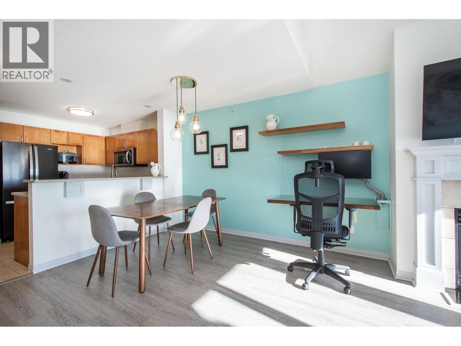 409 365 E 1st Street, North Vancouver, British Columbia  V7L 4W5 - Photo 8 - R3093984