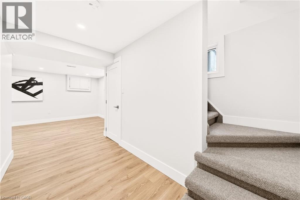 21 Victoria Street, Waterdown, Ontario  L0R 2H0 - Photo 39 - 40807788