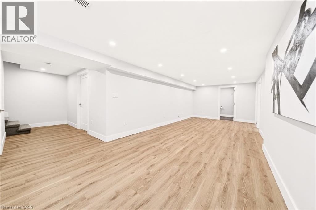 21 Victoria Street, Waterdown, Ontario  L0R 2H0 - Photo 40 - 40807788