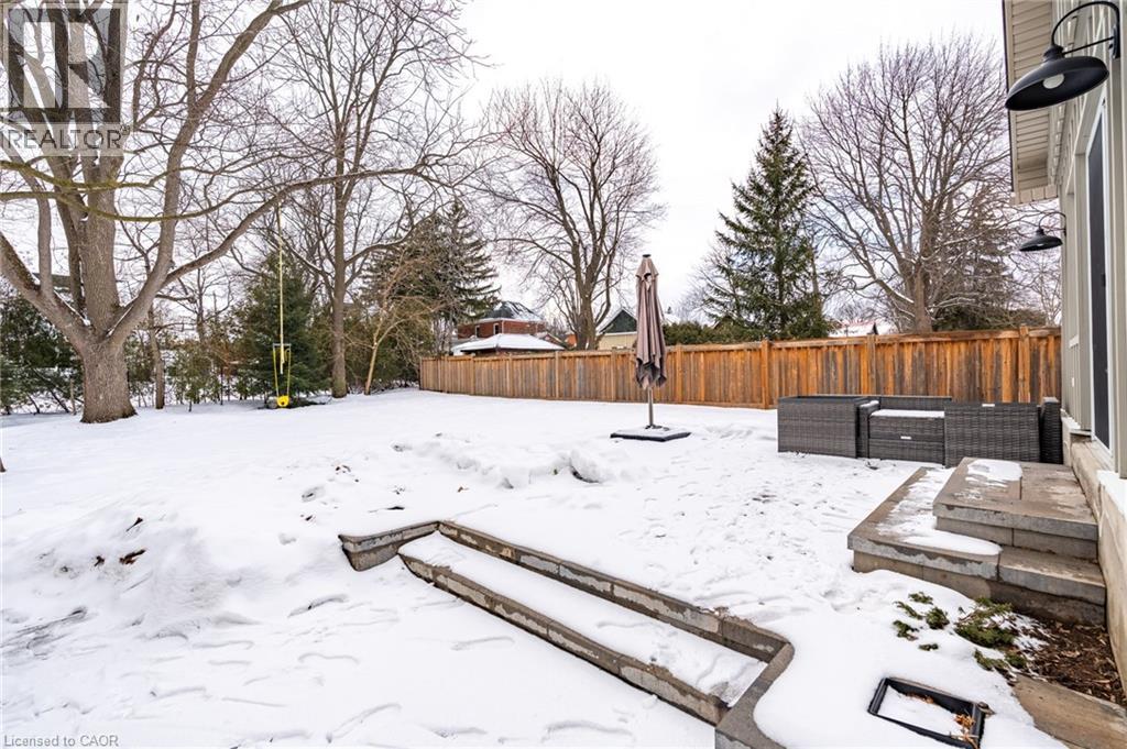 21 Victoria Street, Waterdown, Ontario  L0R 2H0 - Photo 44 - 40807788