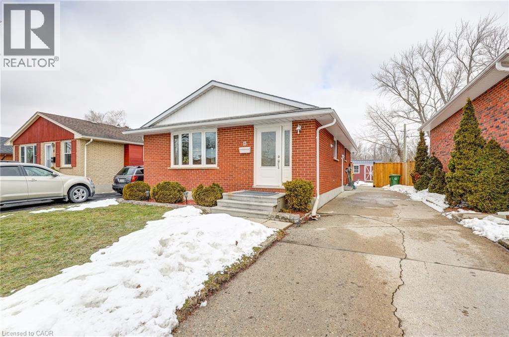 13 Rosemount Crescent, St. Thomas, Ontario  N5P 2J2 - Photo 2 - 40807644