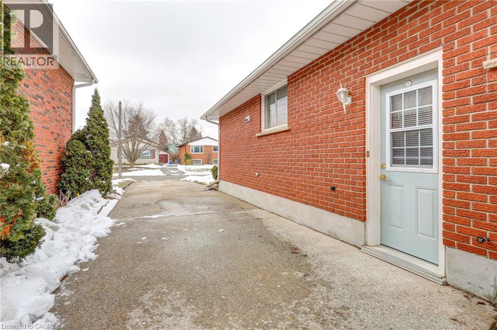 13 Rosemount Crescent, St. Thomas, Ontario  N5P 2J2 - Photo 3 - 40807644