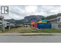 37718 THIRD AVENUE, Squamish, British Columbia