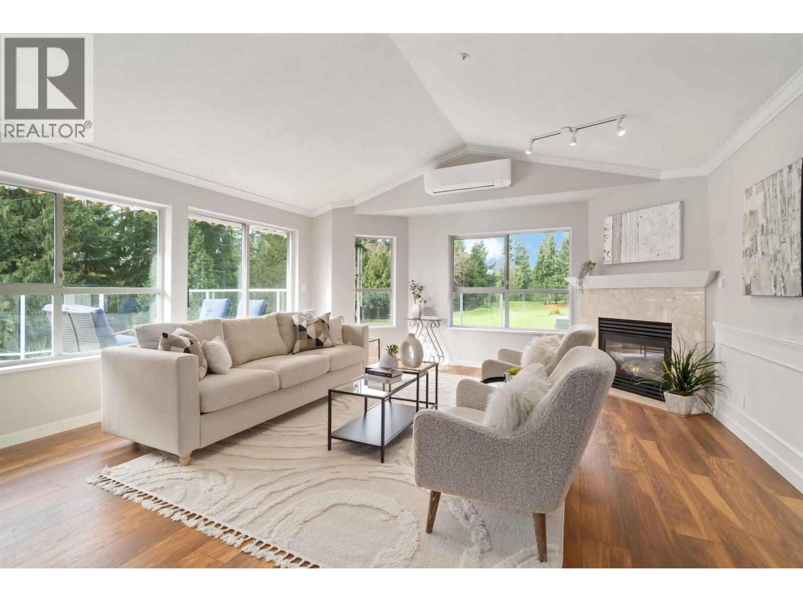 401 1281 Parkgate Avenue, North Vancouver, British Columbia  V7H 3A3 - Photo 8 - R3093093