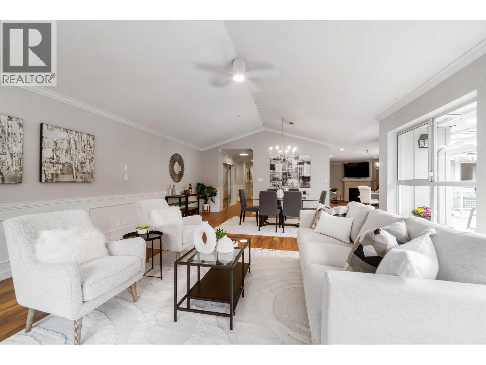 401 1281 Parkgate Avenue, North Vancouver, British Columbia  V7H 3A3 - Photo 9 - R3093093