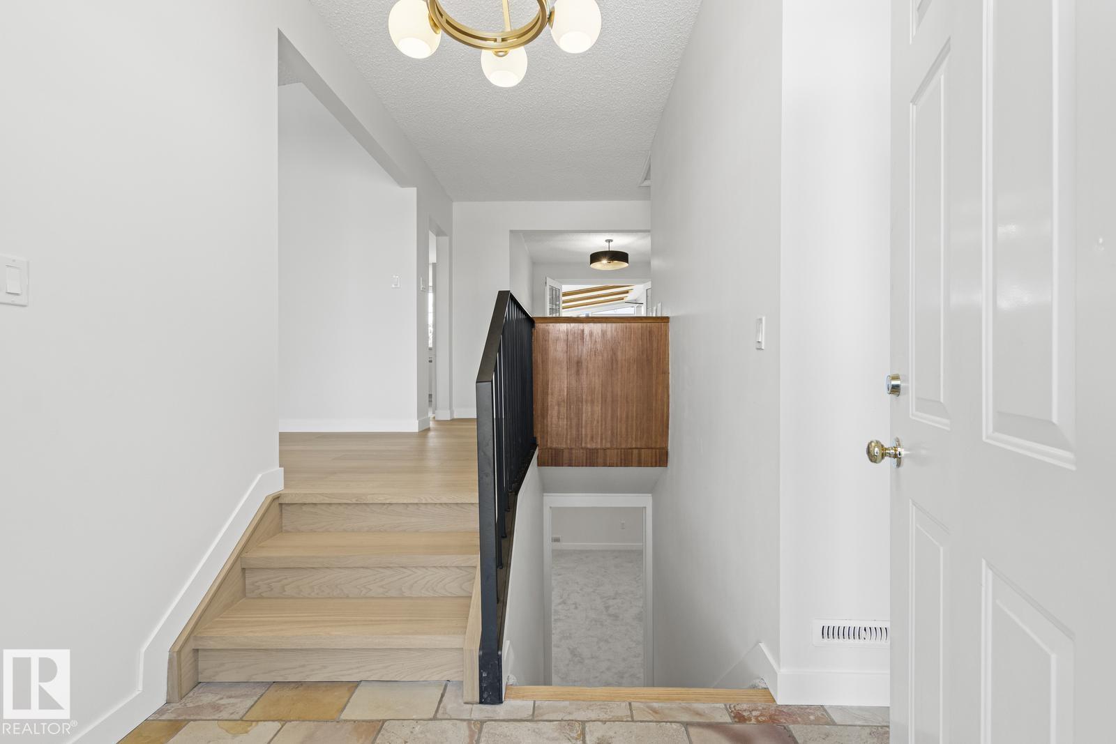 10629 79 St Nw, Edmonton, Alberta  T6A 3H5 - Photo 5 - E4475014