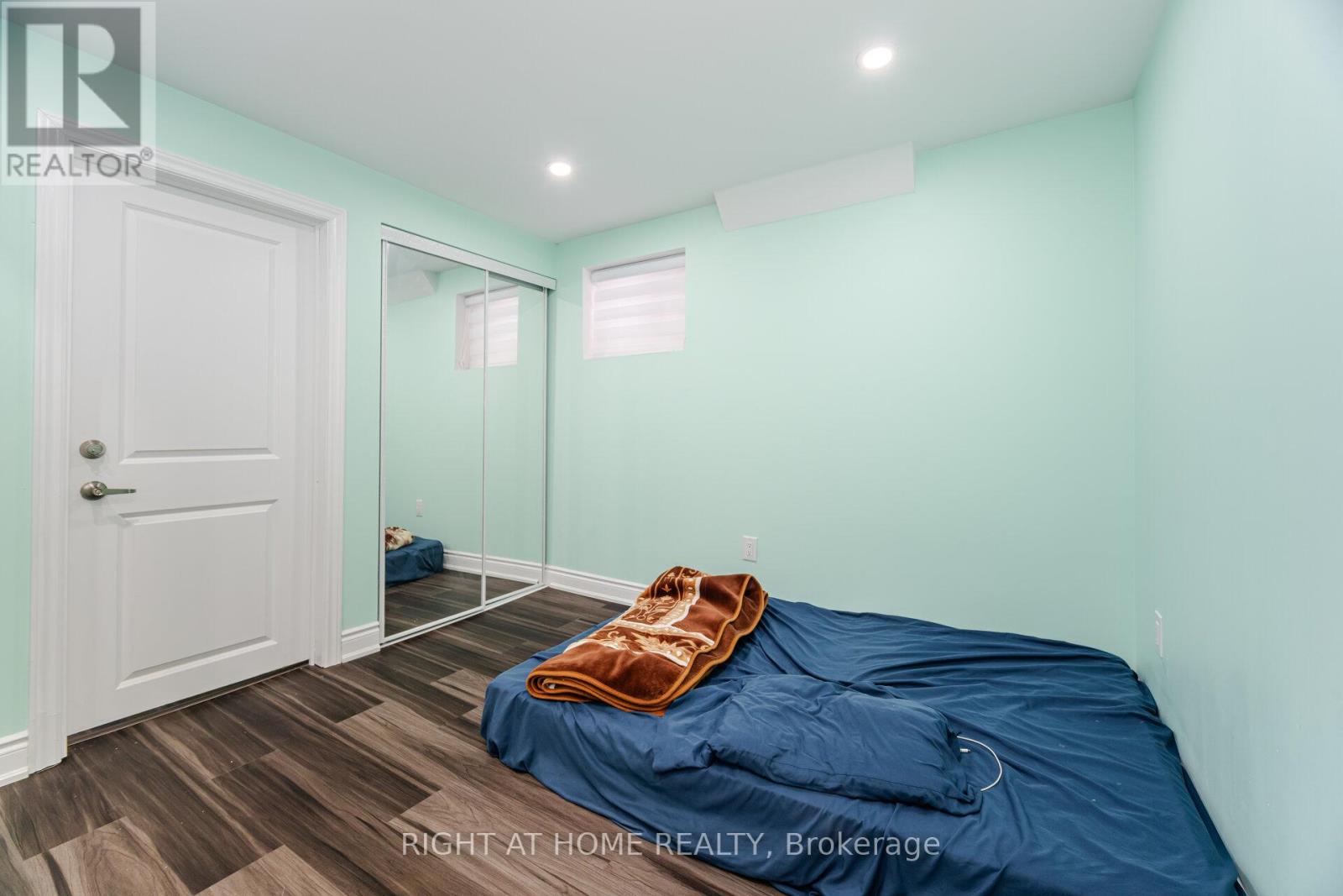 3281 Turnstone Boulevard, Pickering, Ontario  L1X 0M9 - Photo 7 - E12824648