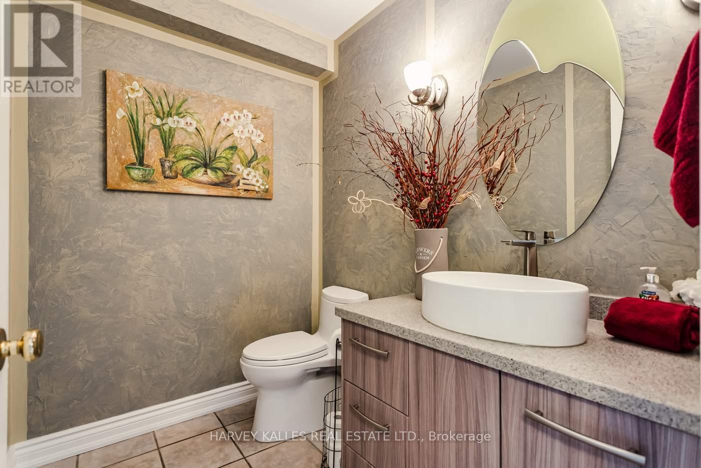 145 Franklin Avenue, Vaughan, Ontario  L4J 4X6 - Photo 17 - N12824652