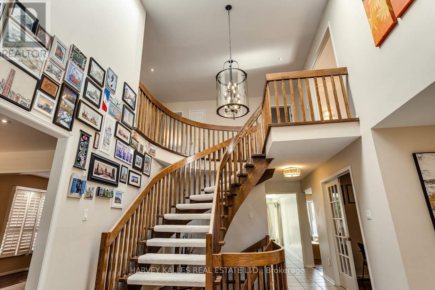 145 Franklin Avenue, Vaughan, Ontario  L4J 4X6 - Photo 18 - N12824652