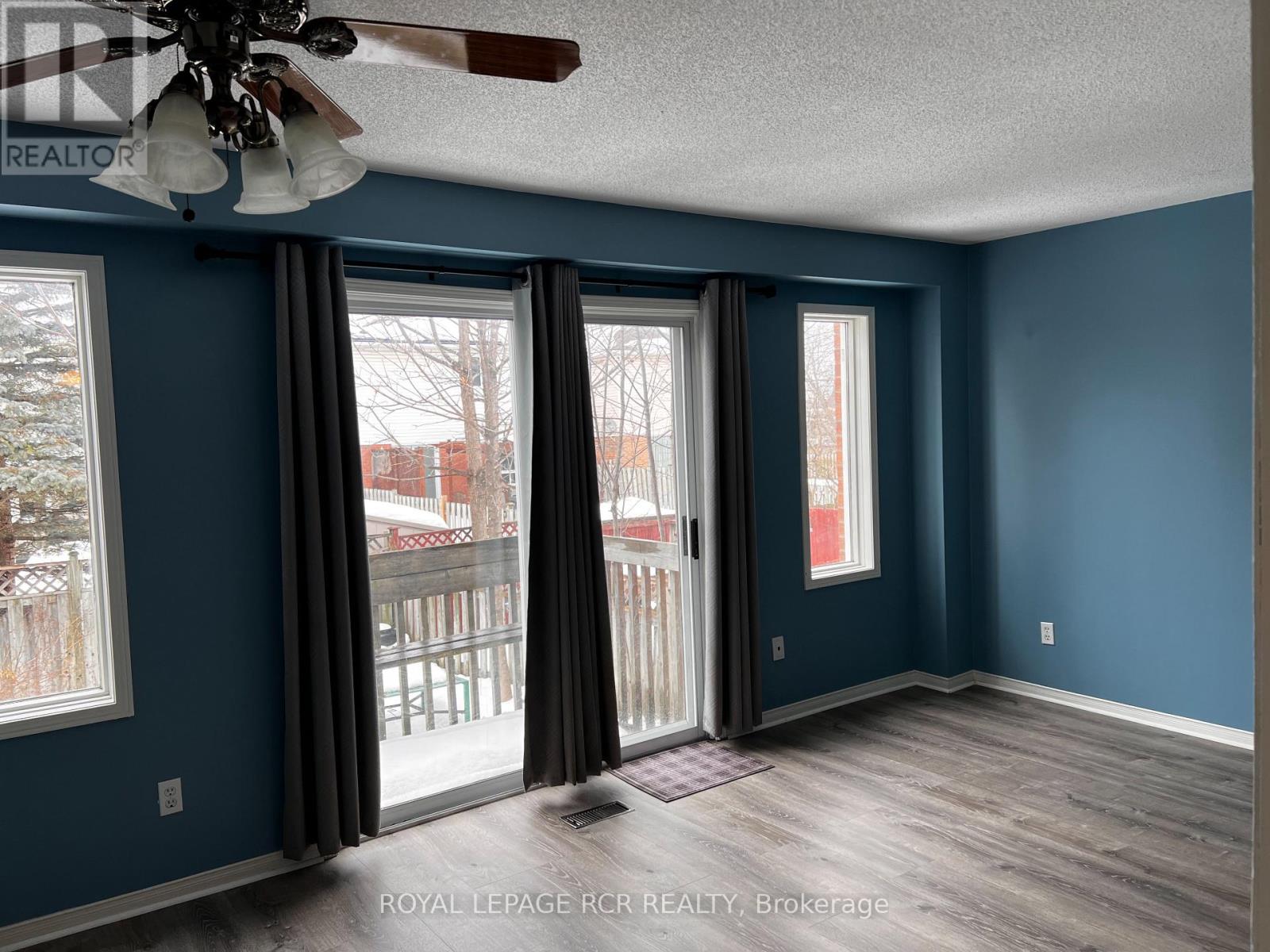 10 Potter Crescent, New Tecumseth, Ontario  L0G 1W0 - Photo 6 - N12824692