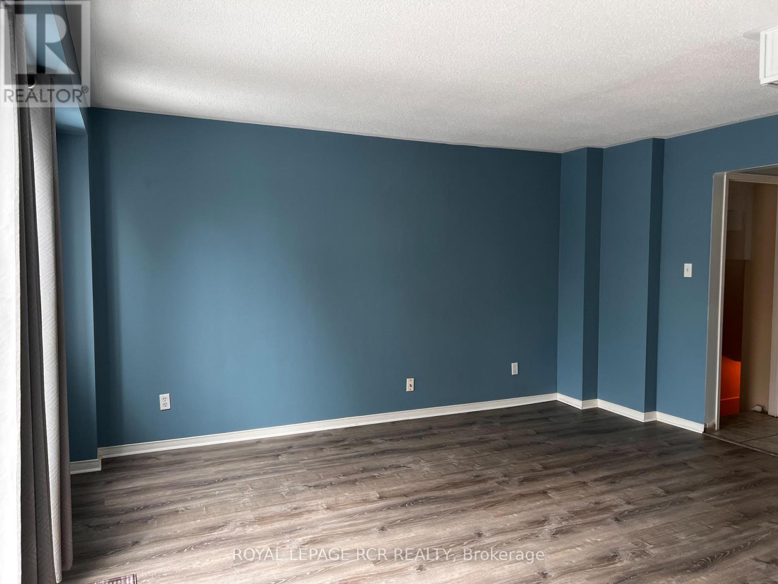 10 Potter Crescent, New Tecumseth, Ontario  L0G 1W0 - Photo 7 - N12824692