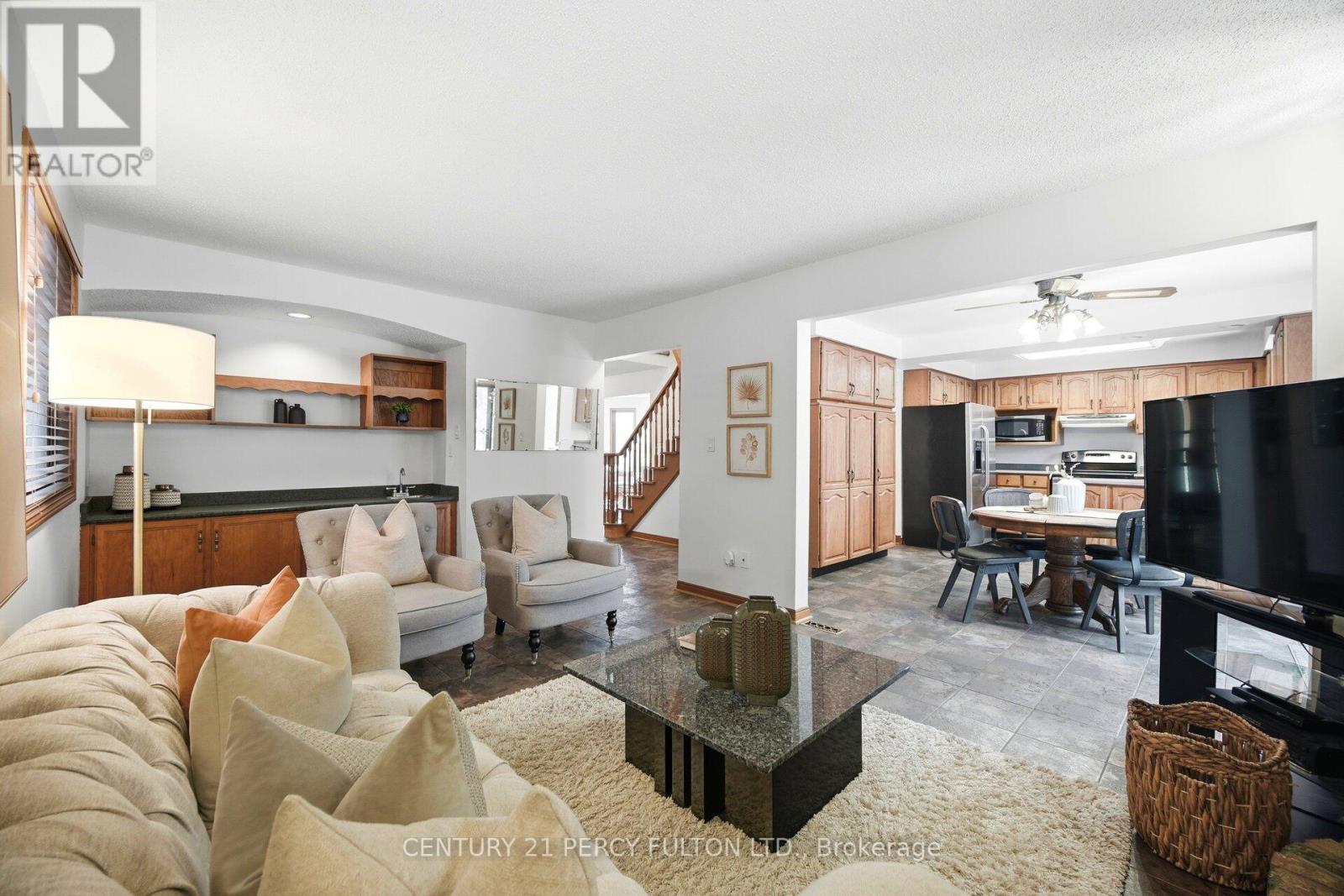 233 Gwendolyn Street, Pickering, Ontario  L1V 4N4 - Photo 18 - E12824284