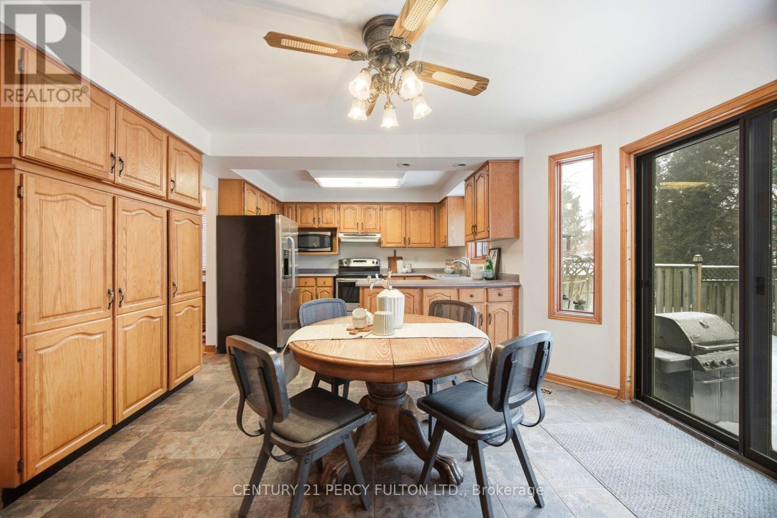 233 Gwendolyn Street, Pickering, Ontario  L1V 4N4 - Photo 14 - E12824284