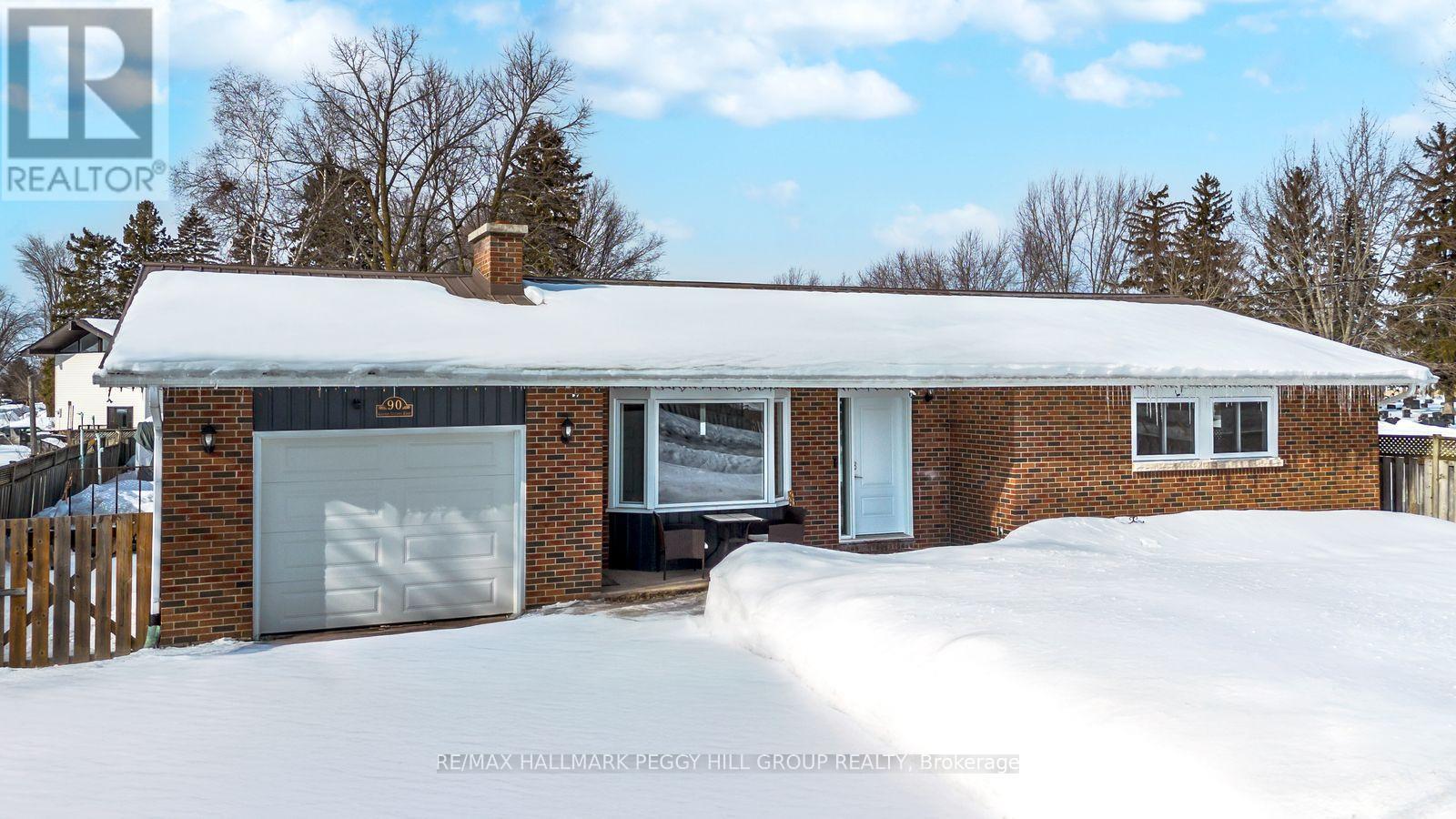 90 QUEEN STREET E, Springwater, Ontario