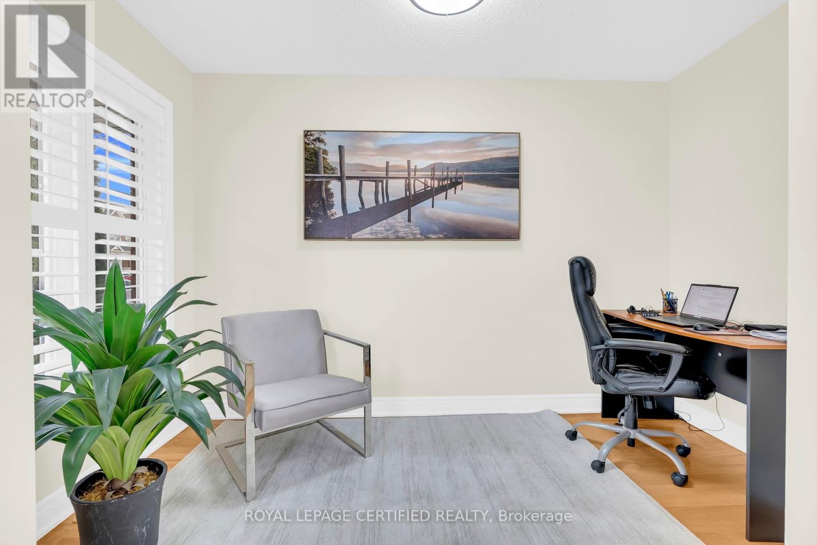 11 Ponymeadow Way, Brampton, Ontario  L6X 0M2 - Photo 4 - W12806638