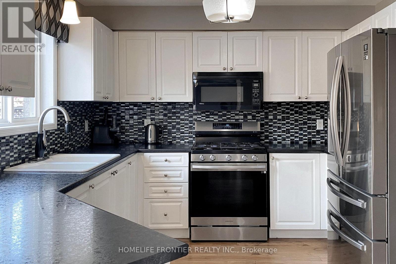 48 Patrick Drive S, Barrie (Painswick South), Ontario  L4N 5Z1 - Photo 13 - S12824708