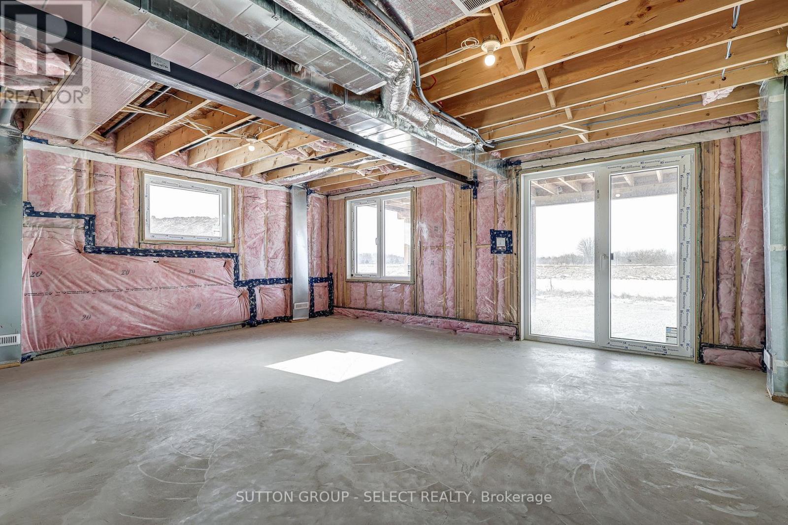 29 Optimist Drive, Southwold, Ontario  N5P 3T2 - Photo 24 - X12741726