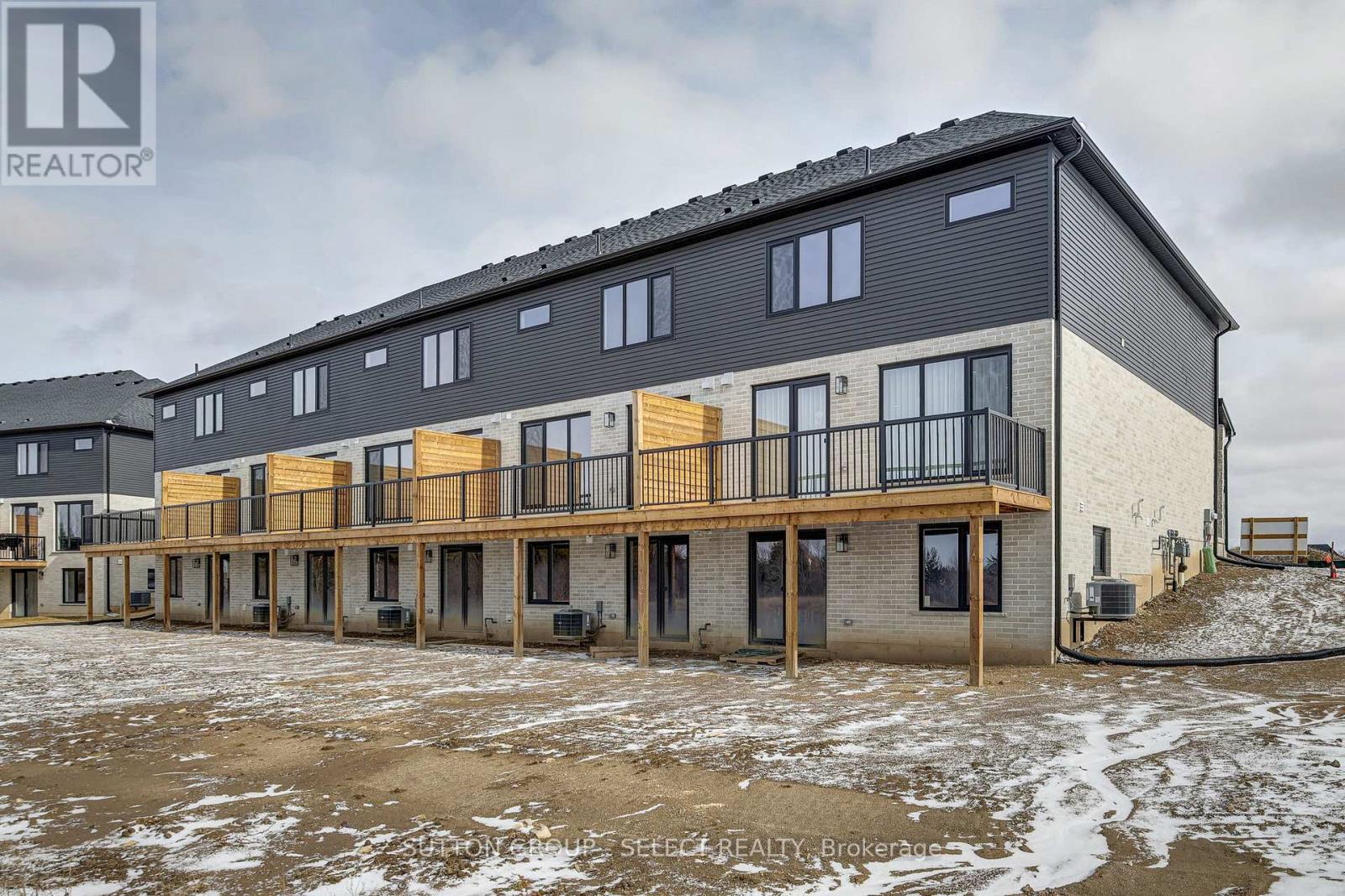 29 Optimist Drive, Southwold, Ontario  N5P 3T2 - Photo 26 - X12741726