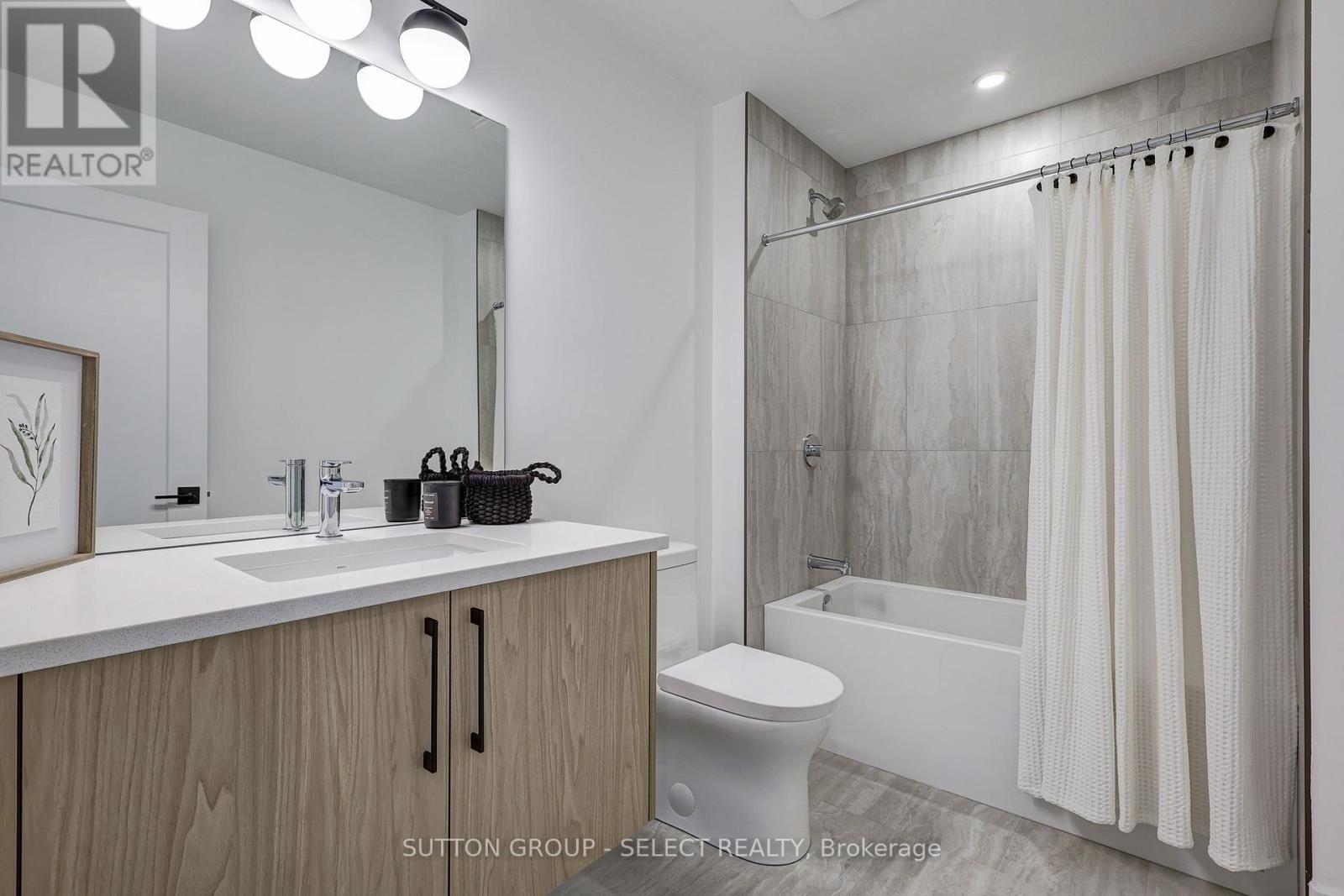 29 Optimist Drive, Southwold, Ontario  N5P 3T2 - Photo 17 - X12741726