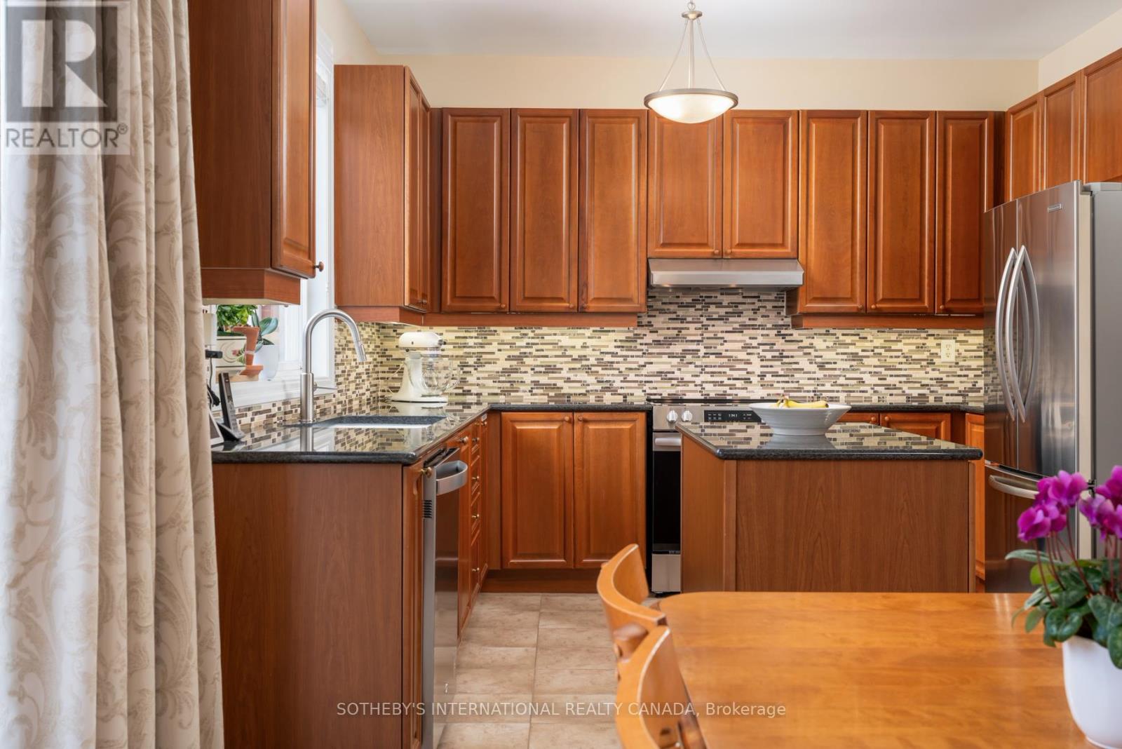 1357 Pine Glen Road, Oakville, Ontario  L6M 4C1 - Photo 15 - W12824632