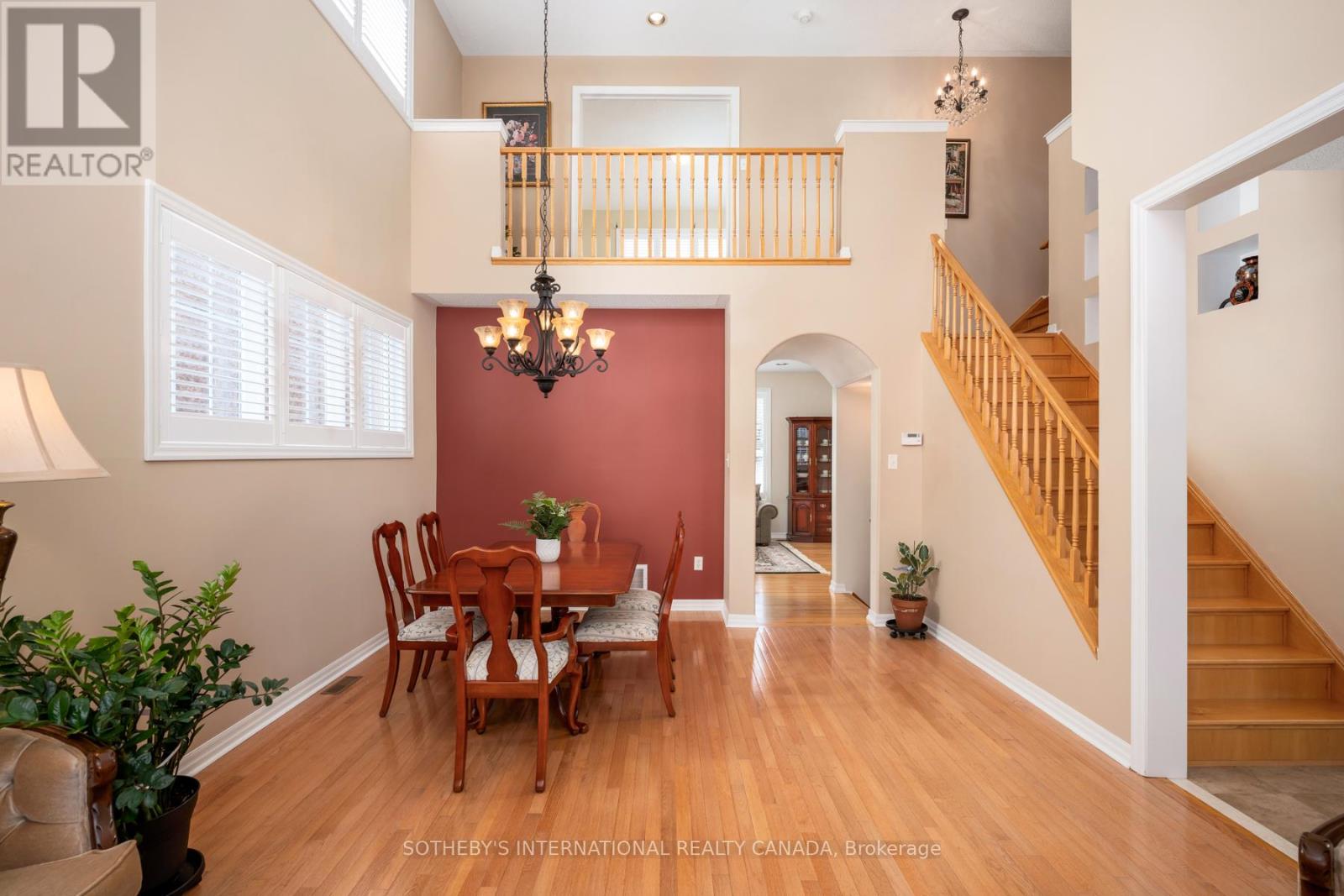 1357 Pine Glen Road, Oakville, Ontario  L6M 4C1 - Photo 6 - W12824632