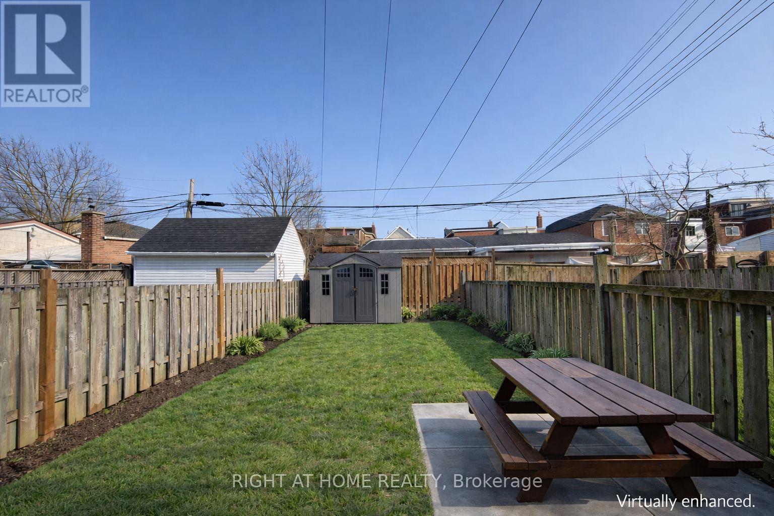 1365 Lansdowne Avenue, Toronto, Ontario  M6H 3Z9 - Photo 36 - W12824636