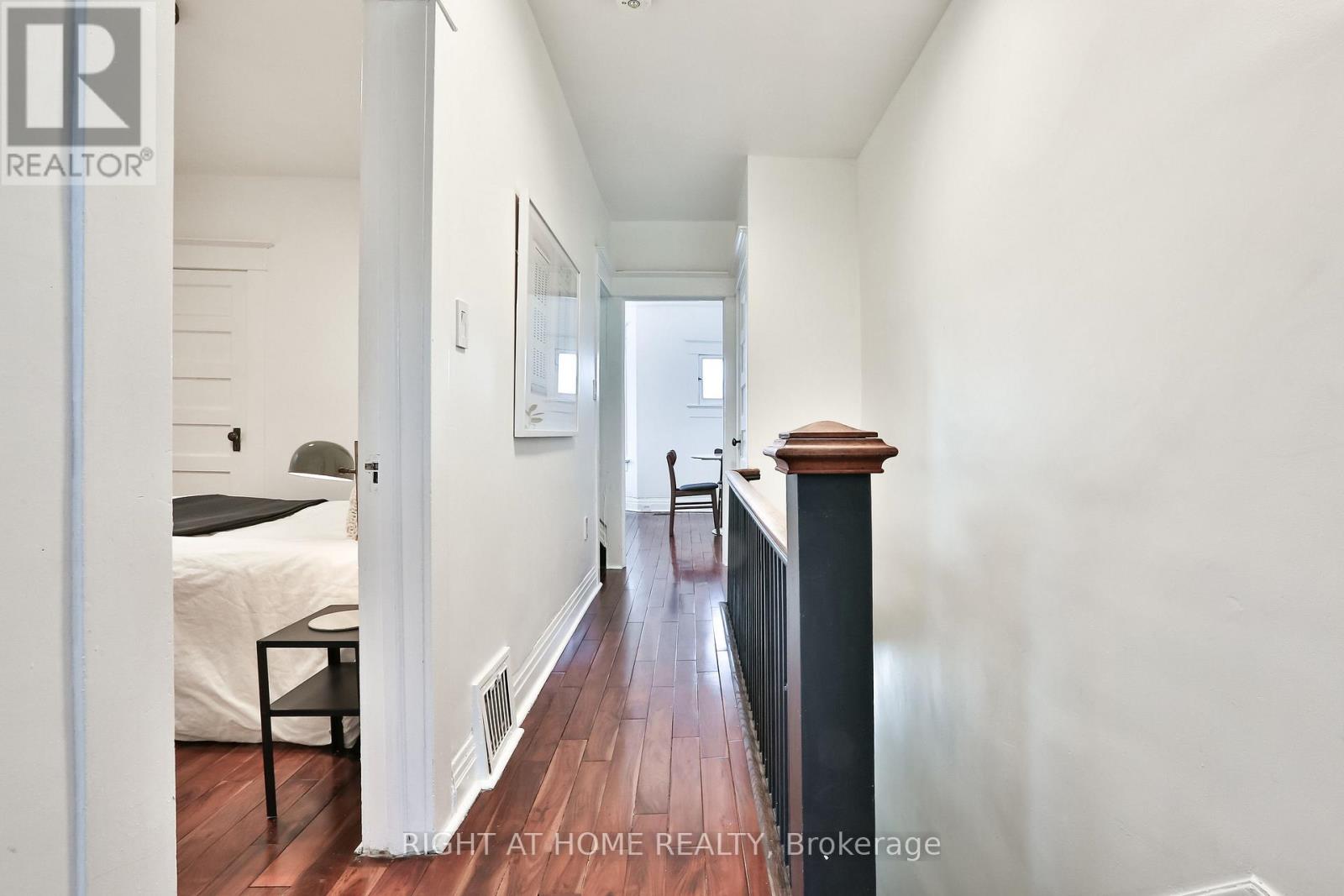 1365 Lansdowne Avenue, Toronto, Ontario  M6H 3Z9 - Photo 4 - W12824636