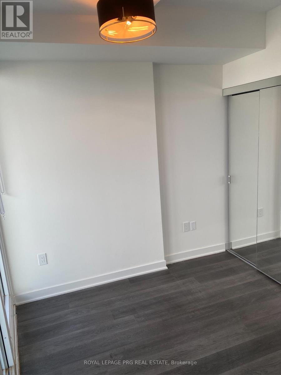 5201 - 3900 Confederation Parkway, Mississauga, Ontario  L5B 0M3 - Photo 15 - W12824686