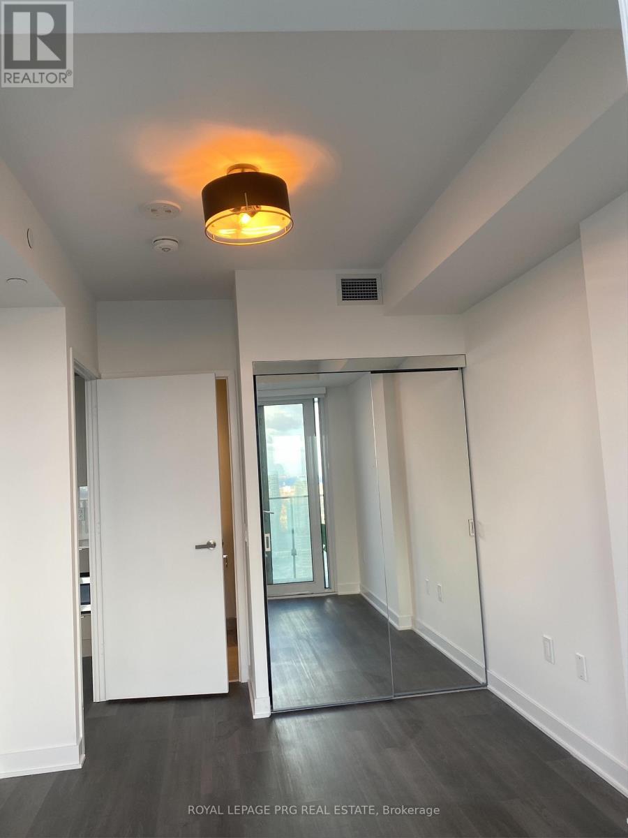 5201 - 3900 Confederation Parkway, Mississauga, Ontario  L5B 0M3 - Photo 16 - W12824686