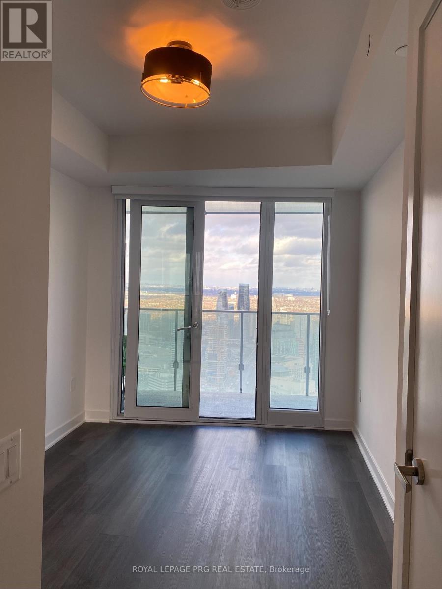 5201 - 3900 Confederation Parkway, Mississauga, Ontario  L5B 0M3 - Photo 17 - W12824686