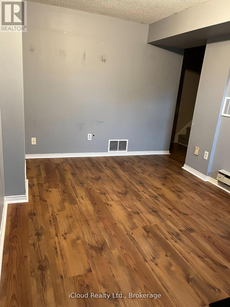 40 Glenashton Drive, Oakville, Ontario  L6H 6G2 - Photo 23 - W12824698