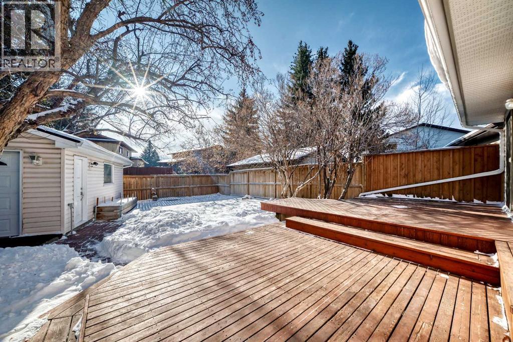 507 Brookpark Drive Sw, Calgary, Alberta  T2W 2W9 - Photo 9 - A2287562