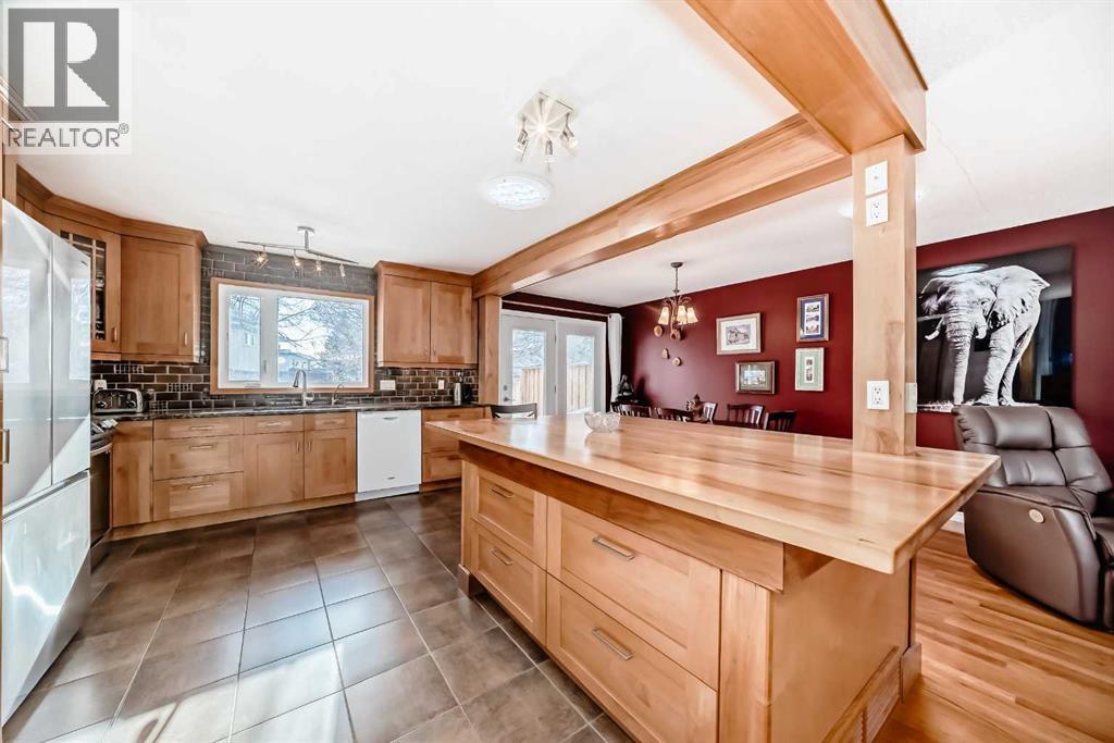 507 Brookpark Drive Sw, Calgary, Alberta  T2W 2W9 - Photo 7 - A2287562