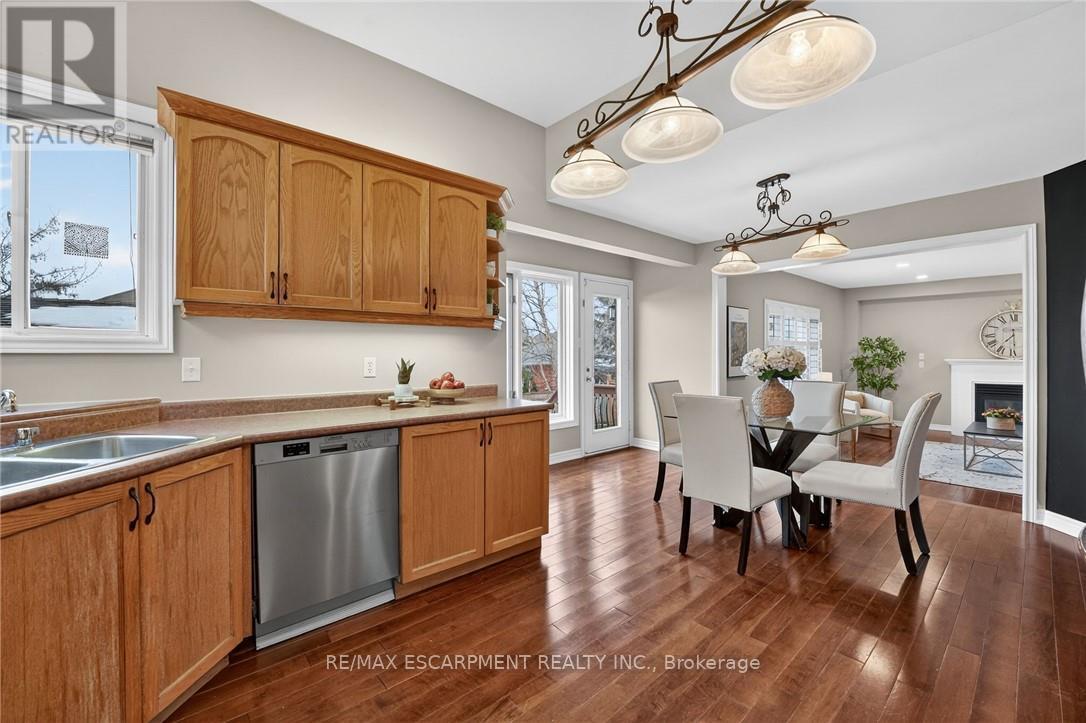 119 Dorchester Drive, Grimsby, Ontario  L3M 5H5 - Photo 17 - X12824620