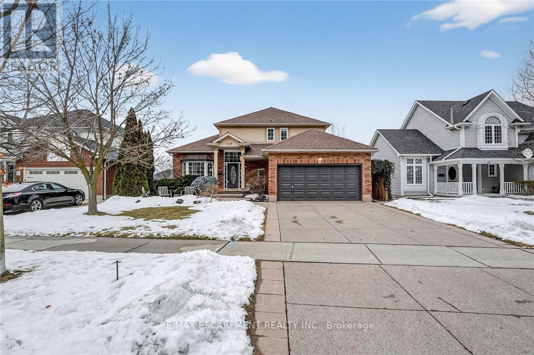 119 Dorchester Drive, Grimsby, Ontario  L3M 5H5 - Photo 3 - X12824620