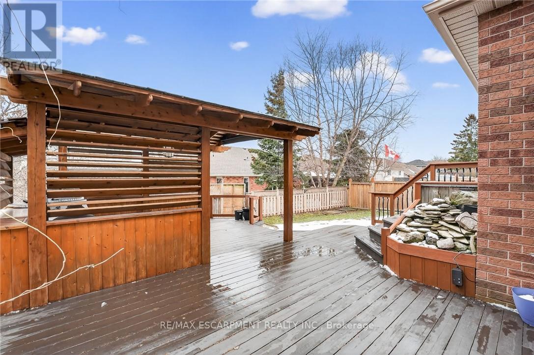 119 Dorchester Drive, Grimsby, Ontario  L3M 5H5 - Photo 39 - X12824620